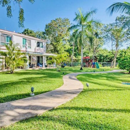 Villa Bella 3Br Wifi Bikes Beach Access (Adults Only) Плая дел Кармен Екстериор снимка