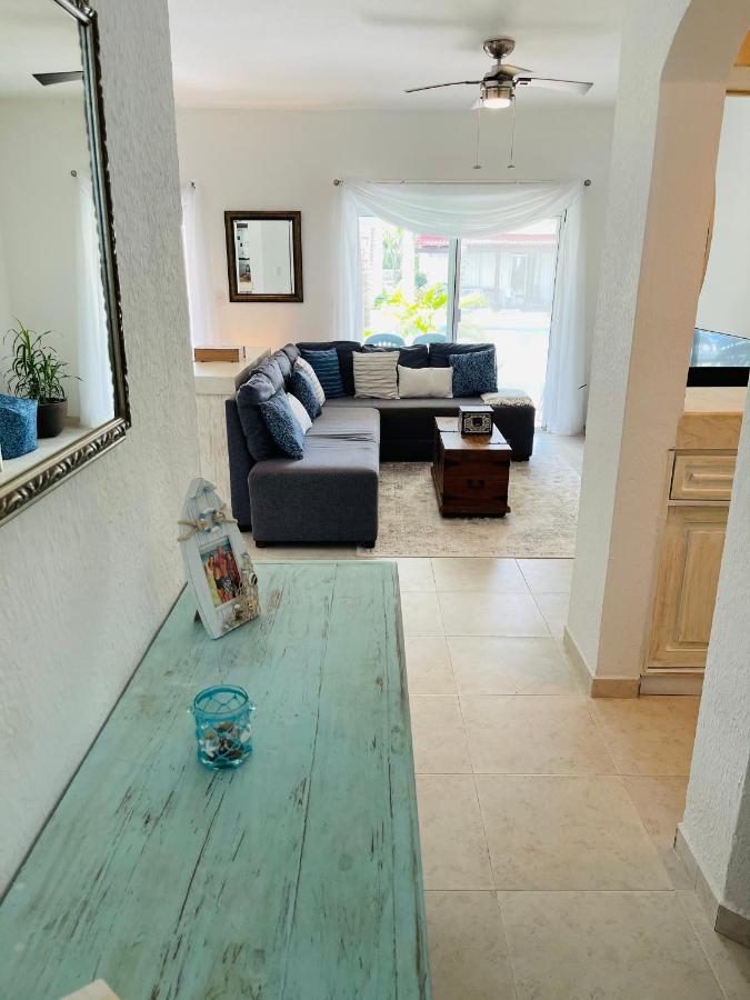 Villa Bella 3Br Wifi Bikes Beach Access (Adults Only) Плая дел Кармен Екстериор снимка